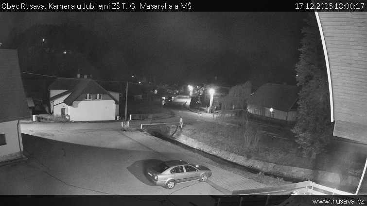 Obec Rusava - Kamera u Jubilejní ZŠ T. G. Masaryka a MŠ - 17.12.2025 v 18:00