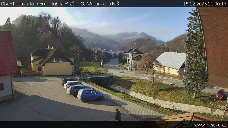 Obec Rusava - Kamera u Jubilejní ZŠ T. G. Masaryka a MŠ - 18.12.2025 v 11:00