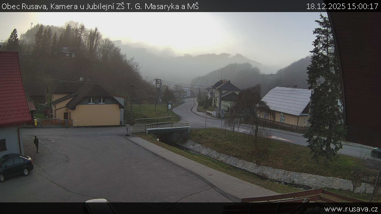 Obec Rusava - Kamera u Jubilejní ZŠ T. G. Masaryka a MŠ - 18.12.2025 v 15:00