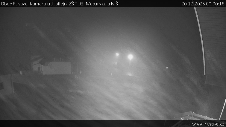 Obec Rusava - Kamera u Jubilejní ZŠ T. G. Masaryka a MŠ - 20.12.2025 v 00:00