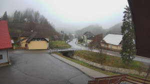 Obec Rusava - Kamera u Jubilejní ZŠ T. G. Masaryka a MŠ - 20.12.2025 v 08:00