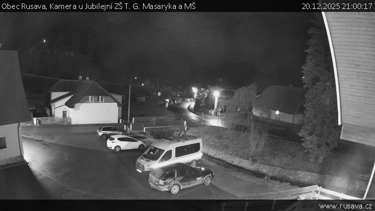 Obec Rusava - Kamera u Jubilejní ZŠ T. G. Masaryka a MŠ - 20.12.2025 v 21:00