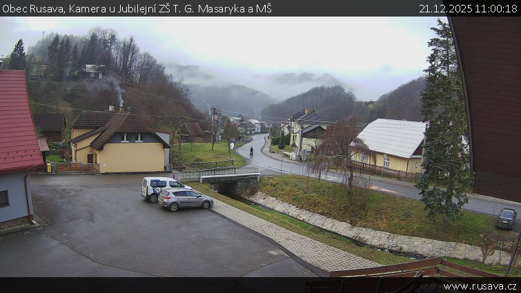 Obec Rusava - Kamera u Jubilejní ZŠ T. G. Masaryka a MŠ - 21.12.2025 v 11:00