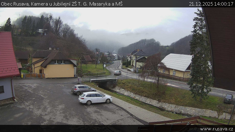 Obec Rusava - Kamera u Jubilejní ZŠ T. G. Masaryka a MŠ - 21.12.2025 v 14:00