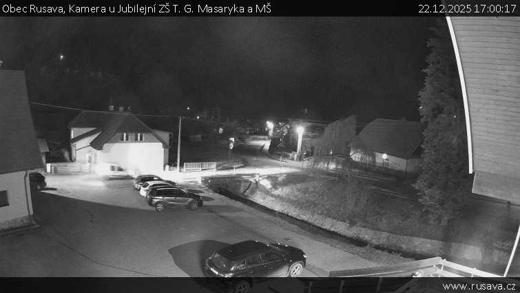 Obec Rusava - Kamera u Jubilejní ZŠ T. G. Masaryka a MŠ - 22.12.2025 v 17:00