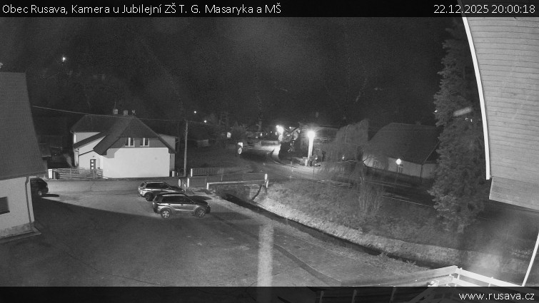Obec Rusava - Kamera u Jubilejní ZŠ T. G. Masaryka a MŠ - 22.12.2025 v 20:00