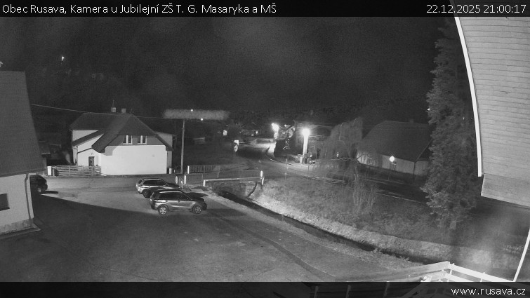 Obec Rusava - Kamera u Jubilejní ZŠ T. G. Masaryka a MŠ - 22.12.2025 v 21:00
