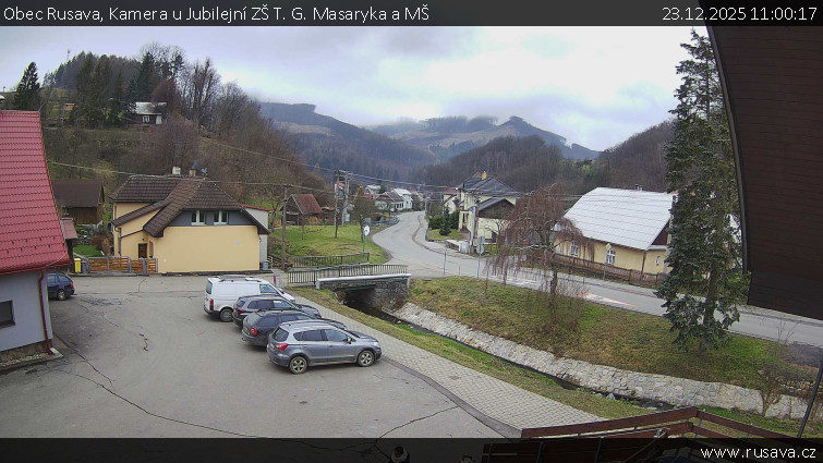 Obec Rusava - Kamera u Jubilejní ZŠ T. G. Masaryka a MŠ - 23.12.2025 v 11:00