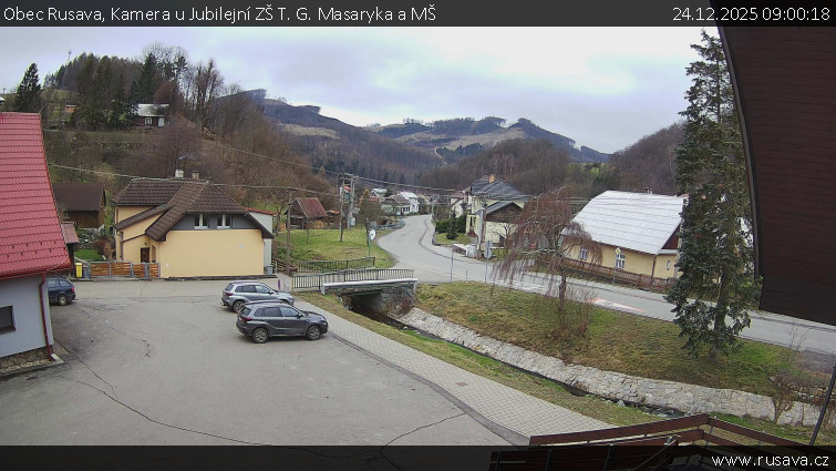 Obec Rusava - Kamera u Jubilejní ZŠ T. G. Masaryka a MŠ - 24.12.2025 v 09:00