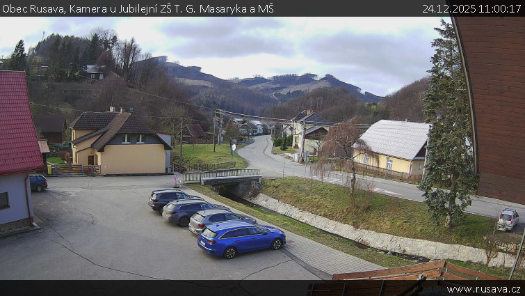 Obec Rusava - Kamera u Jubilejní ZŠ T. G. Masaryka a MŠ - 24.12.2025 v 11:00