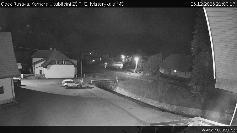 Obec Rusava - Kamera u Jubilejní ZŠ T. G. Masaryka a MŠ - 25.12.2025 v 21:00