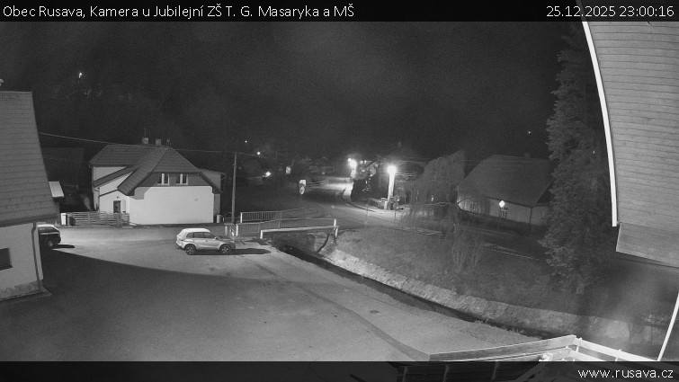 Obec Rusava - Kamera u Jubilejní ZŠ T. G. Masaryka a MŠ - 25.12.2025 v 23:00