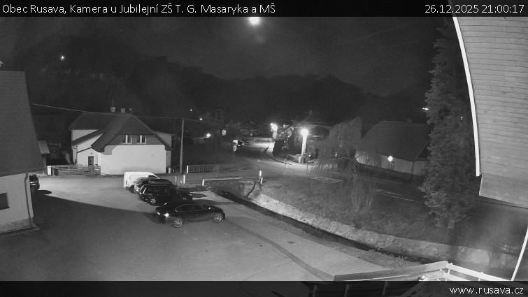 Obec Rusava - Kamera u Jubilejní ZŠ T. G. Masaryka a MŠ - 26.12.2025 v 21:00
