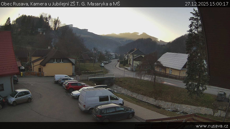 Obec Rusava - Kamera u Jubilejní ZŠ T. G. Masaryka a MŠ - 27.12.2025 v 15:00
