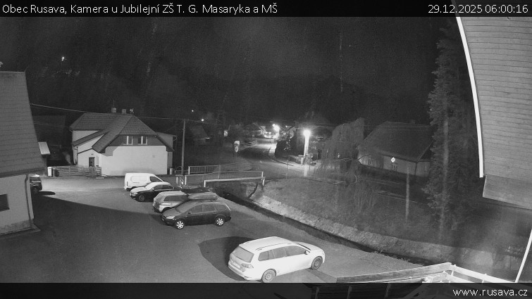 Obec Rusava - Kamera u Jubilejní ZŠ T. G. Masaryka a MŠ - 29.12.2025 v 06:00