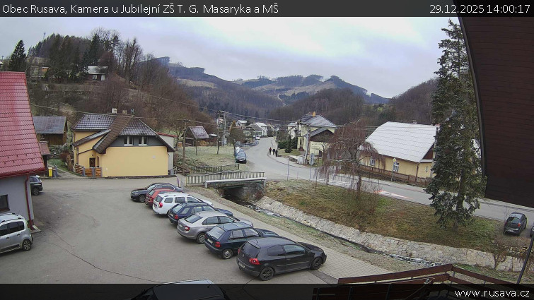 Obec Rusava - Kamera u Jubilejní ZŠ T. G. Masaryka a MŠ - 29.12.2025 v 14:00