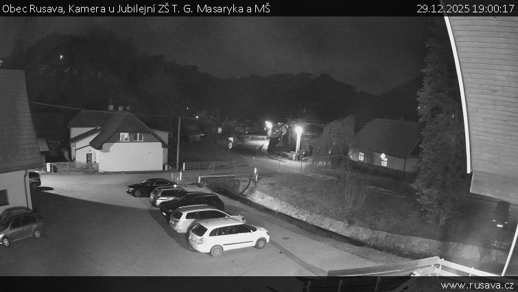 Obec Rusava - Kamera u Jubilejní ZŠ T. G. Masaryka a MŠ - 29.12.2025 v 19:00