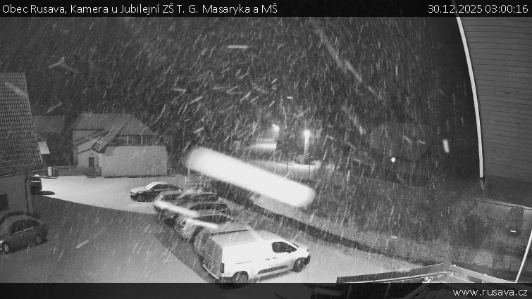Obec Rusava - Kamera u Jubilejní ZŠ T. G. Masaryka a MŠ - 30.12.2025 v 03:00