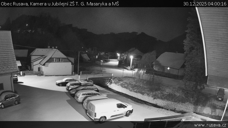 Obec Rusava - Kamera u Jubilejní ZŠ T. G. Masaryka a MŠ - 30.12.2025 v 04:00