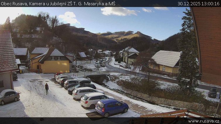 Obec Rusava - Kamera u Jubilejní ZŠ T. G. Masaryka a MŠ - 30.12.2025 v 13:00