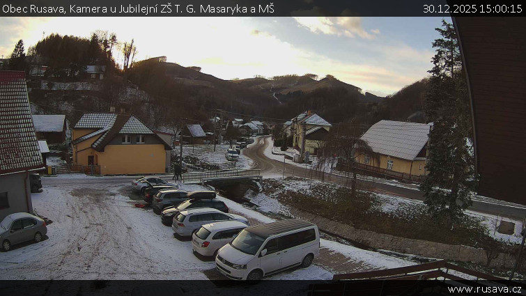 Obec Rusava - Kamera u Jubilejní ZŠ T. G. Masaryka a MŠ - 30.12.2025 v 15:00