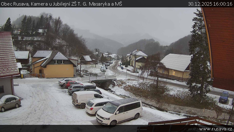 Obec Rusava - Kamera u Jubilejní ZŠ T. G. Masaryka a MŠ - 30.12.2025 v 16:00