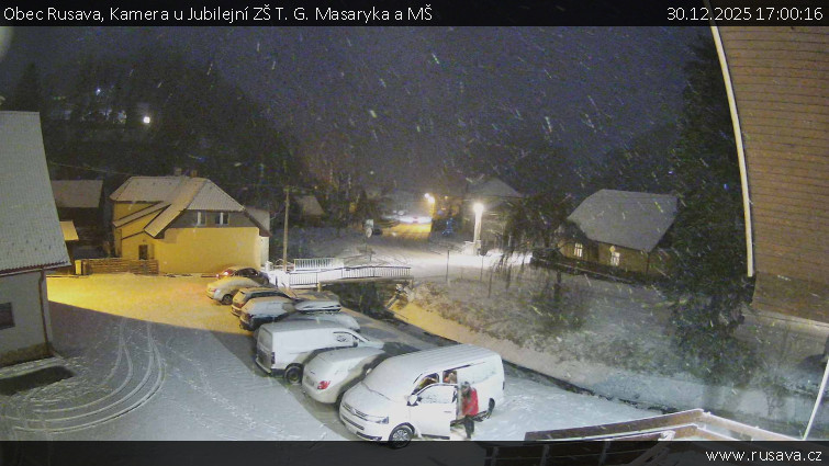 Obec Rusava - Kamera u Jubilejní ZŠ T. G. Masaryka a MŠ - 30.12.2025 v 17:00