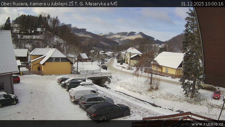 Obec Rusava - Kamera u Jubilejní ZŠ T. G. Masaryka a MŠ - 31.12.2025 v 10:00