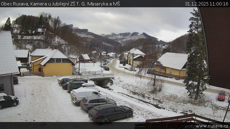 Obec Rusava - Kamera u Jubilejní ZŠ T. G. Masaryka a MŠ - 31.12.2025 v 11:00