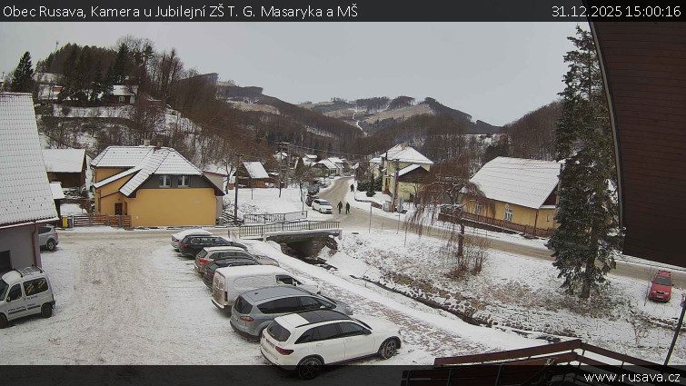 Obec Rusava - Kamera u Jubilejní ZŠ T. G. Masaryka a MŠ - 31.12.2025 v 15:00