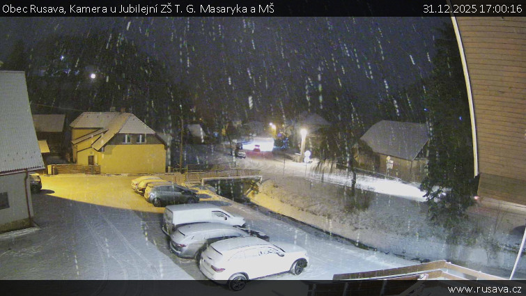 Obec Rusava - Kamera u Jubilejní ZŠ T. G. Masaryka a MŠ - 31.12.2025 v 17:00