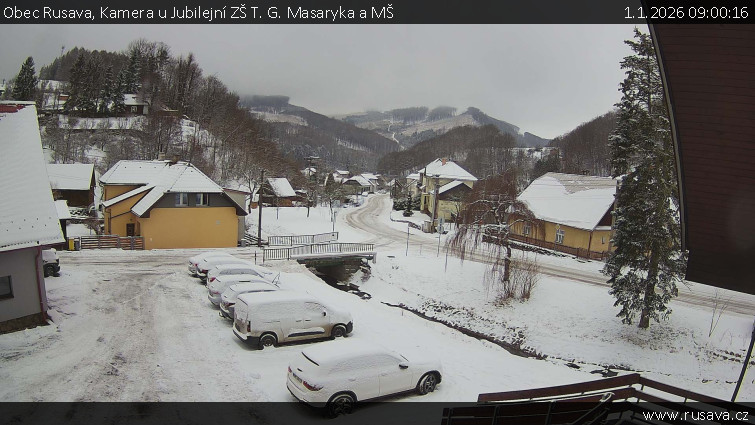 Obec Rusava - Kamera u Jubilejní ZŠ T. G. Masaryka a MŠ - 1.1.2026 v 09:00