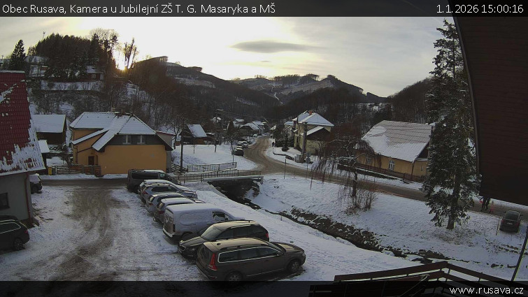Obec Rusava - Kamera u Jubilejní ZŠ T. G. Masaryka a MŠ - 1.1.2026 v 15:00