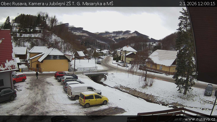 Obec Rusava - Kamera u Jubilejní ZŠ T. G. Masaryka a MŠ - 2.1.2026 v 12:00