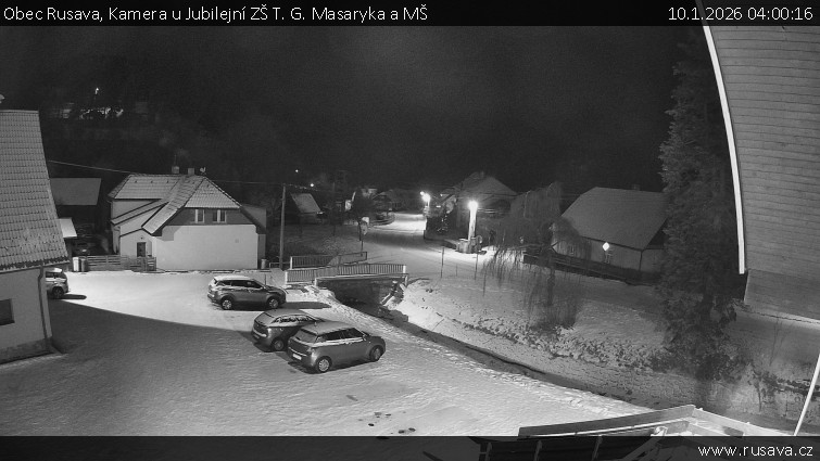 Obec Rusava - Kamera u Jubilejní ZŠ T. G. Masaryka a MŠ - 10.1.2026 v 04:00