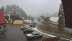 Kamera u Jubilejní ZŠ T. G. Masaryka a MŠ