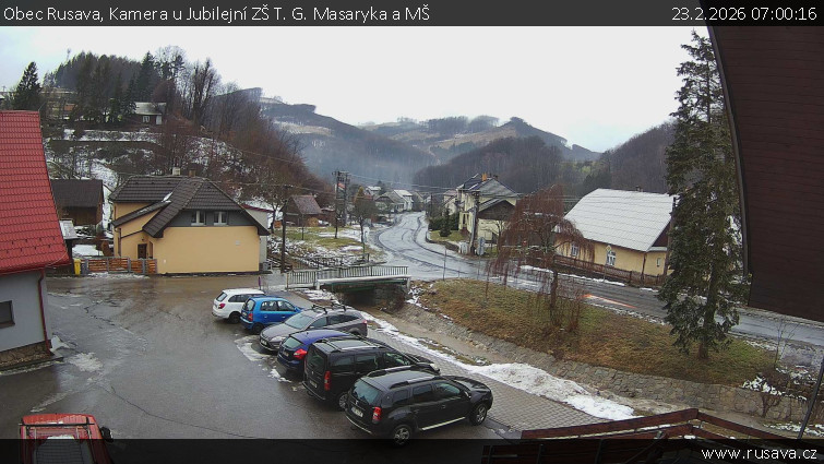 Obec Rusava - Kamera u Jubilejní ZŠ T. G. Masaryka a MŠ - 23.2.2026 v 07:00
