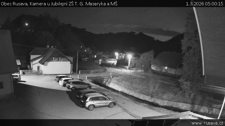 Obec Rusava - Kamera u Jubilejní ZŠ T. G. Masaryka a MŠ - 1.3.2026 v 05:00