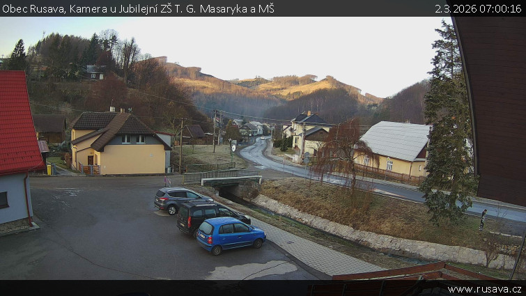 Obec Rusava - Kamera u Jubilejní ZŠ T. G. Masaryka a MŠ - 2.3.2026 v 07:00