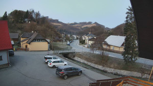 Obec Rusava - Kamera u Jubilejní ZŠ T. G. Masaryka a MŠ - 8.3.2026 v 06:00