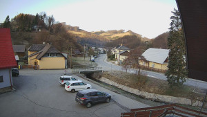 Obec Rusava - Kamera u Jubilejní ZŠ T. G. Masaryka a MŠ - 8.3.2026 v 07:00