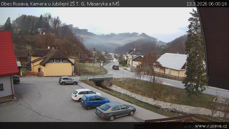 Obec Rusava - Kamera u Jubilejní ZŠ T. G. Masaryka a MŠ - 13.3.2026 v 06:00