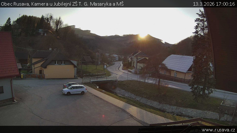 Obec Rusava - Kamera u Jubilejní ZŠ T. G. Masaryka a MŠ - 13.3.2026 v 17:00