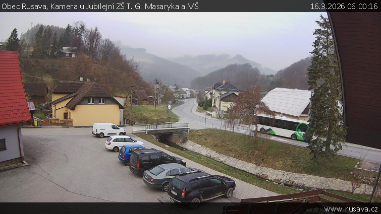 Obec Rusava - Kamera u Jubilejní ZŠ T. G. Masaryka a MŠ - 16.3.2026 v 06:00