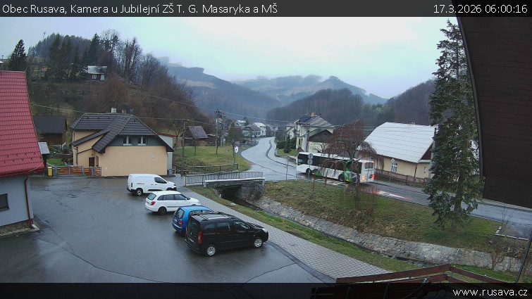 Obec Rusava - Kamera u Jubilejní ZŠ T. G. Masaryka a MŠ - 17.3.2026 v 06:00