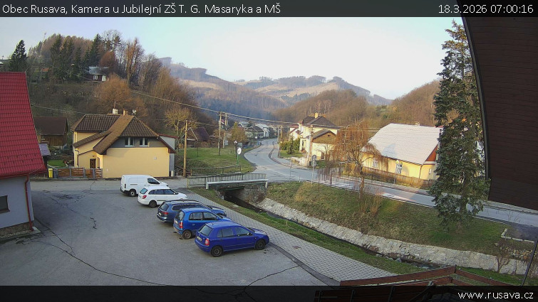 Obec Rusava - Kamera u Jubilejní ZŠ T. G. Masaryka a MŠ - 18.3.2026 v 07:00