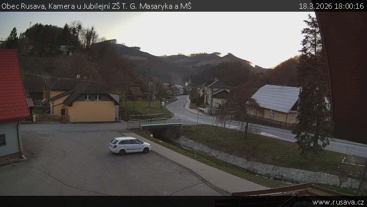 Obec Rusava - Kamera u Jubilejní ZŠ T. G. Masaryka a MŠ - 18.3.2026 v 18:00