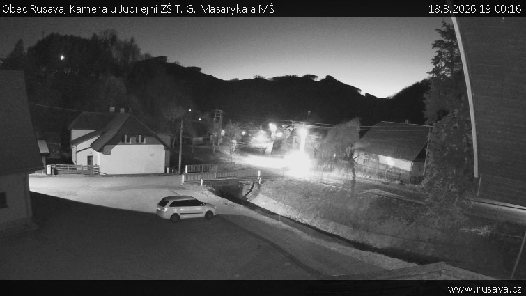 Obec Rusava - Kamera u Jubilejní ZŠ T. G. Masaryka a MŠ - 18.3.2026 v 19:00