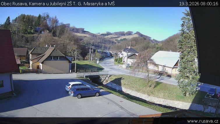 Obec Rusava - Kamera u Jubilejní ZŠ T. G. Masaryka a MŠ - 19.3.2026 v 08:00