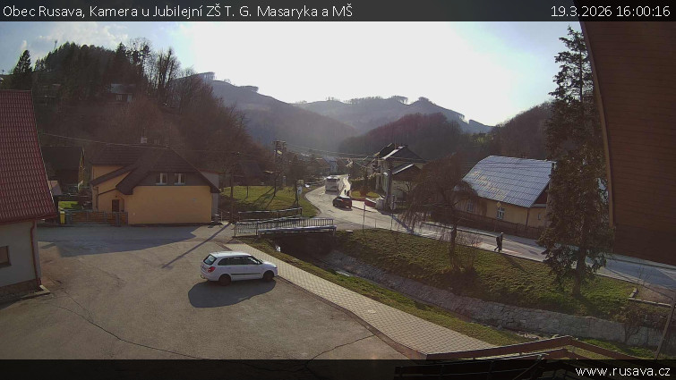 Obec Rusava - Kamera u Jubilejní ZŠ T. G. Masaryka a MŠ - 19.3.2026 v 16:00